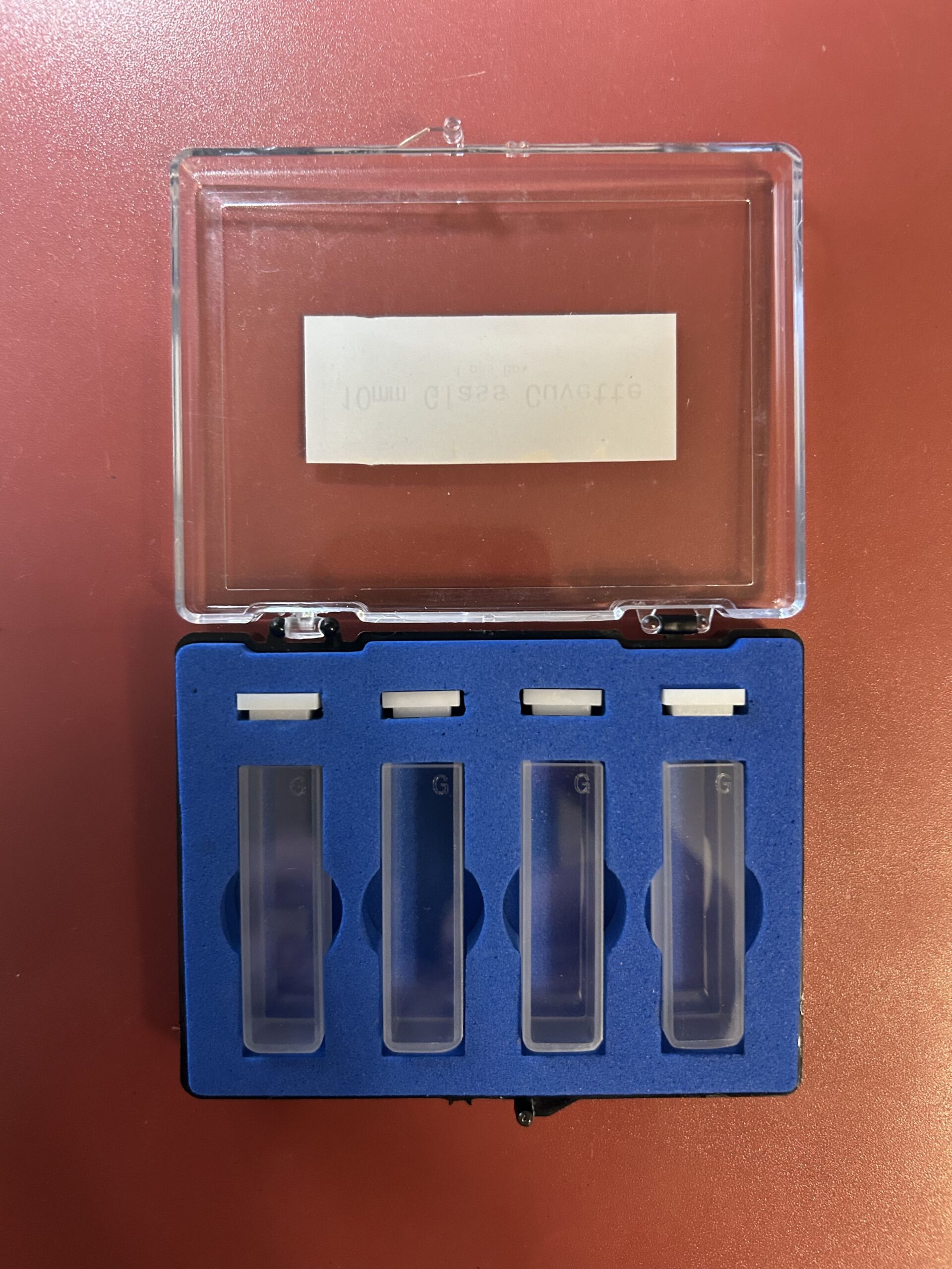 Kuveta_10mm_dlya_spectrofotometra